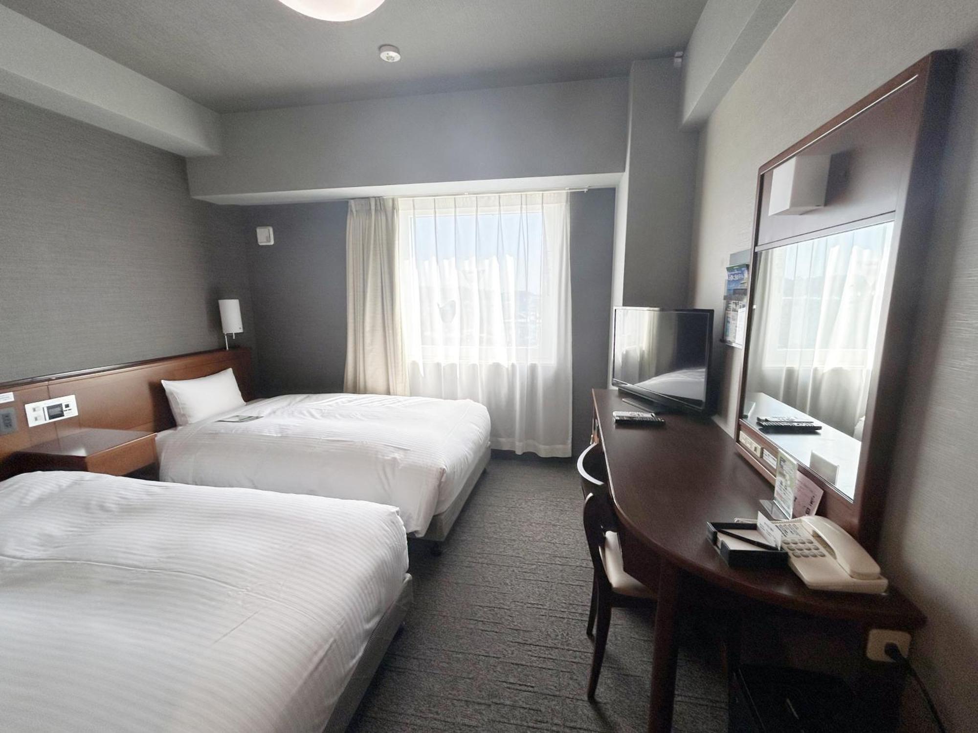 Hotel Route-Inn Iwata Inter Экстерьер фото