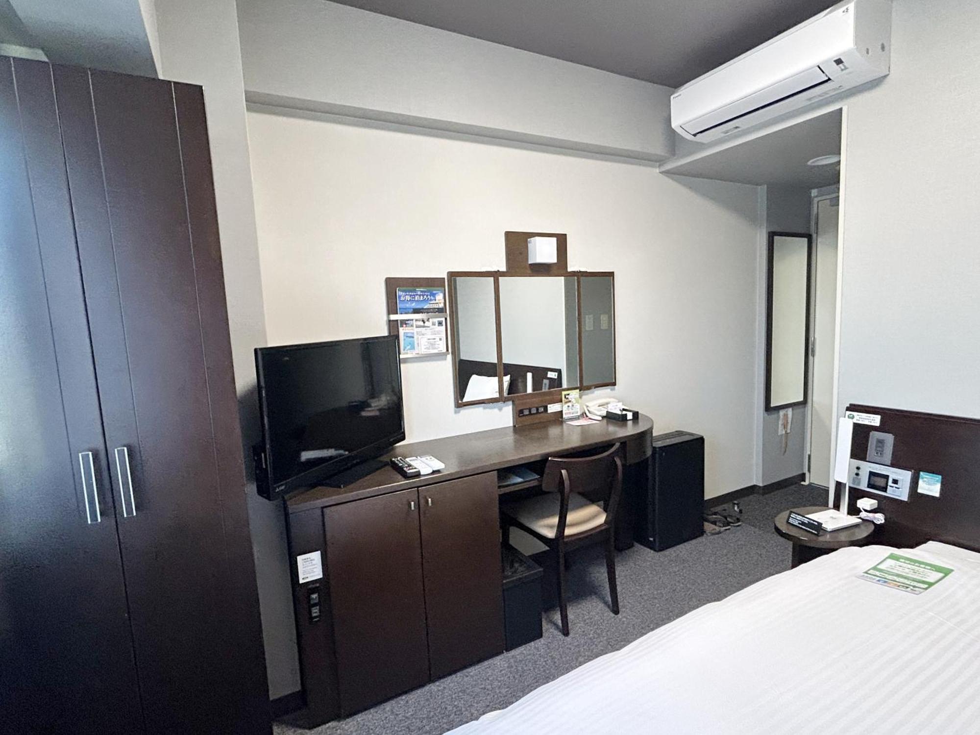 Hotel Route-Inn Iwata Inter Экстерьер фото